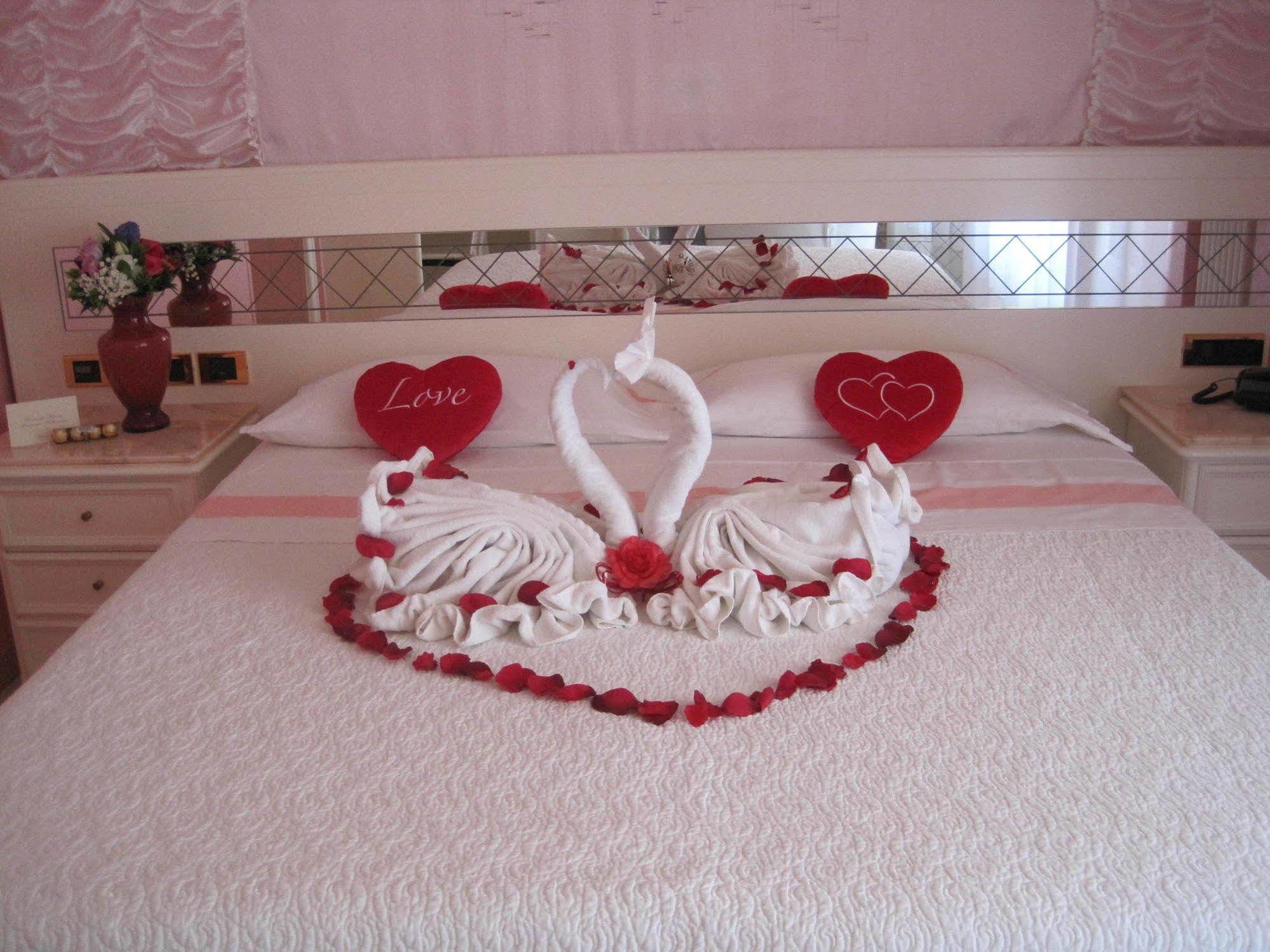 Hotel Matilde Marina di Massa Εξωτερικό φωτογραφία